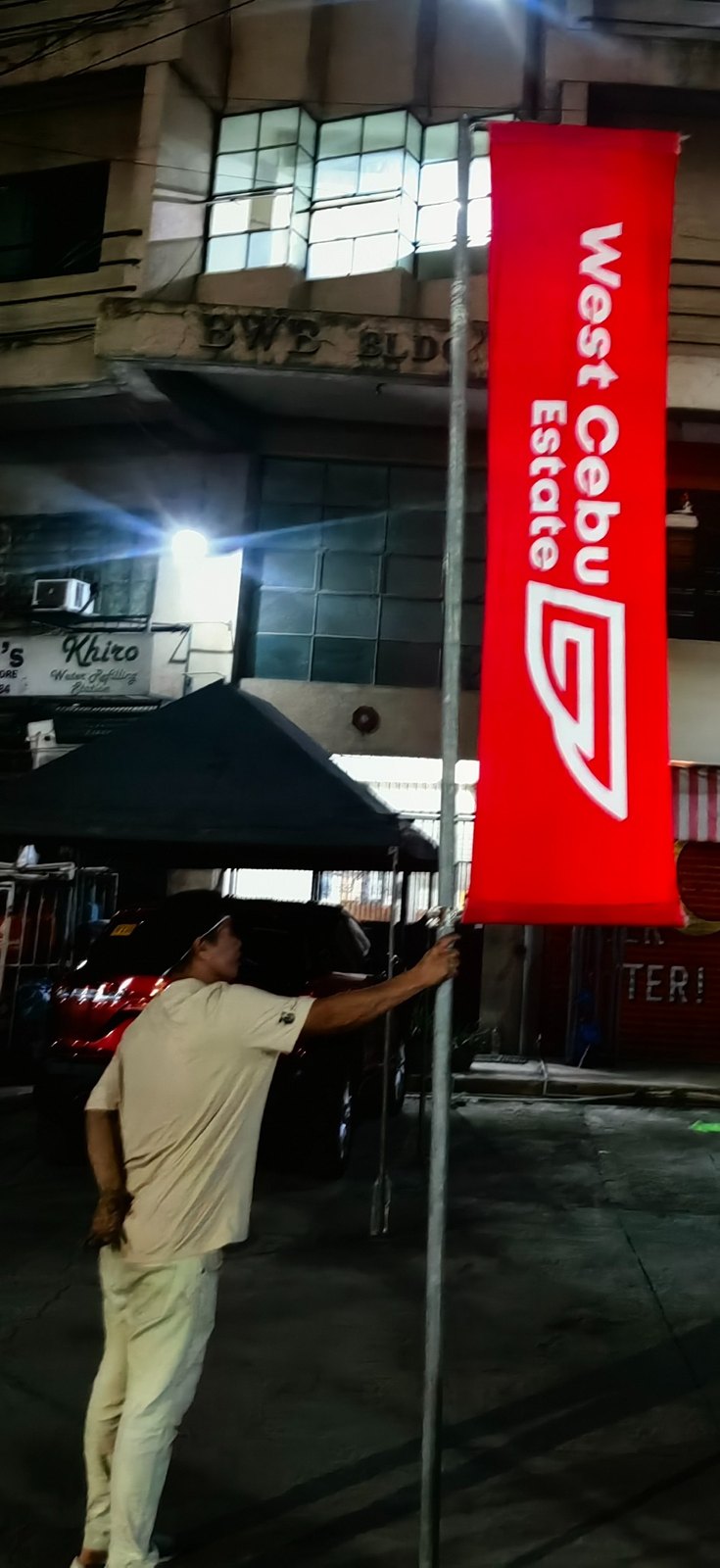 West Cebu Estate feather banner project by Sky Graphix Digital Solutions